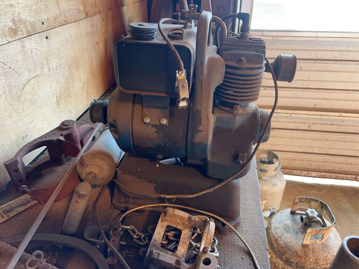 engines,-oil-jugs,-and-rope-image-13