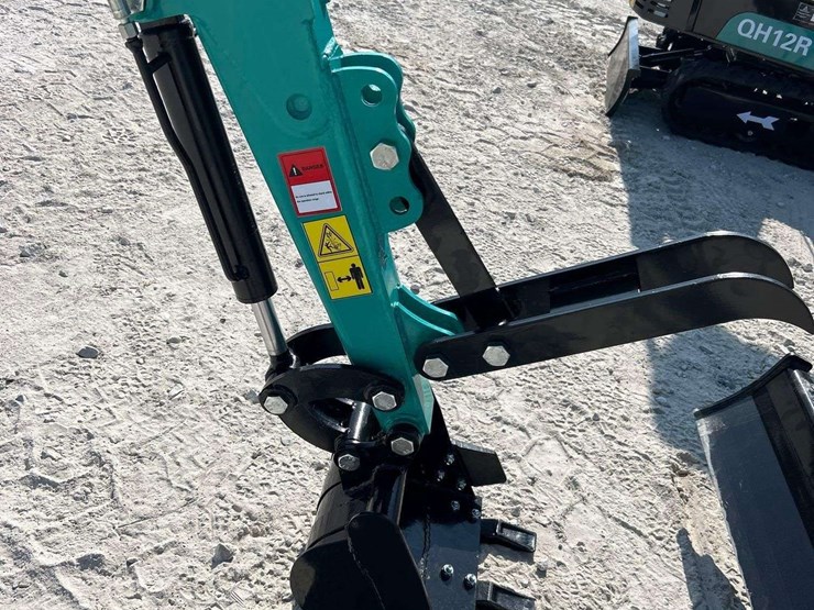 unused-2025-cfg-industrial-h15r-mini-excavator-image-12