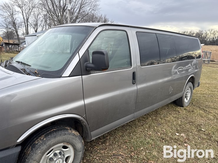 chevrolet-3500-image-15