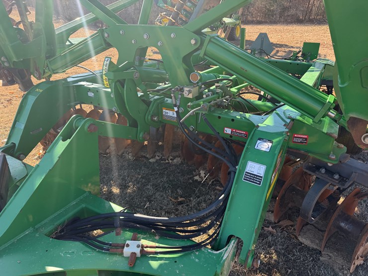 john-deere-2623vt-image-26