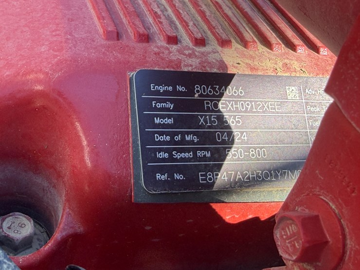 peterbilt-589-image-64