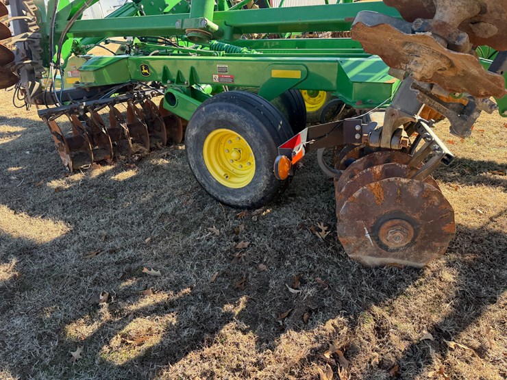 john-deere-2623vt-image-16