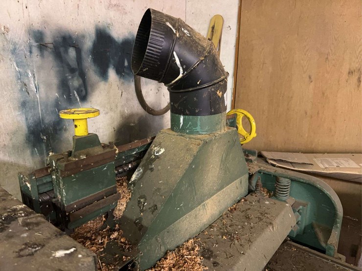 contents-of-wood-working-room-image-47