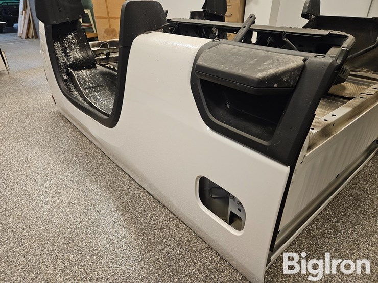 2022-chevrolet-2500-image-10