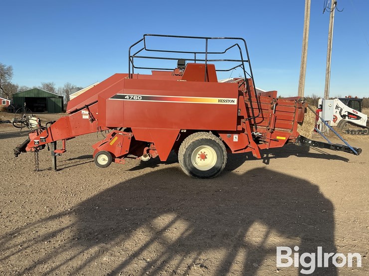 hesston-4760-image-8