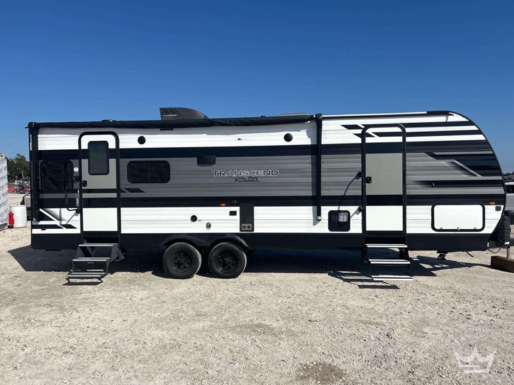 2022-transcend-xplor-245rl-30ft.-t/a-travel-trailer-image-6