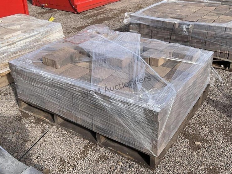 pallet-of-stone-pavers-image-3