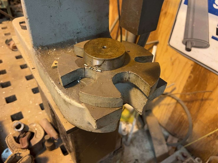 metal-working-table-image-29