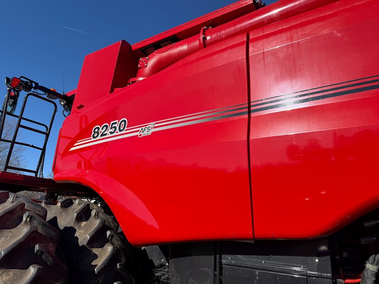 case-ih-8250-image-12