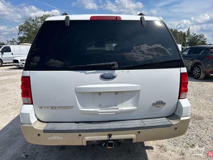 2006-ford-explorer-image-35