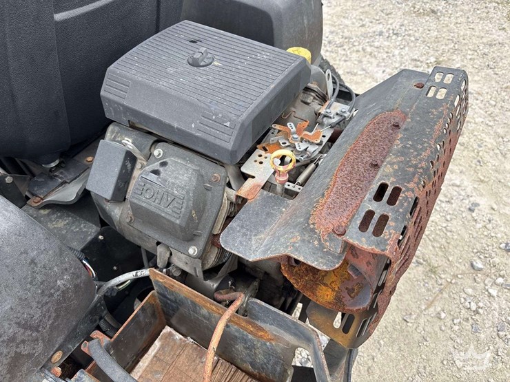 2001-john-deere-m665-image-5