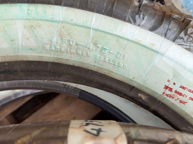 (4)-new-old-stock-firestone-white-walls-image-5