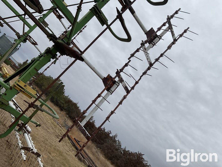 john-deere-rod-weeder-image-17