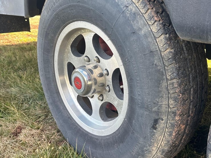 2009-fuzion-5th-wheel-camper/-toy-hauler-image-34