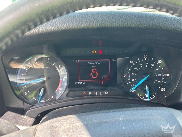 2016-ford-expedition-xlt-image-14