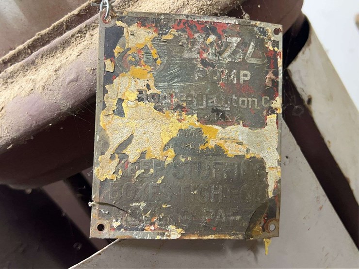 vizo-10-gallon-visable-gas-pump-image-23