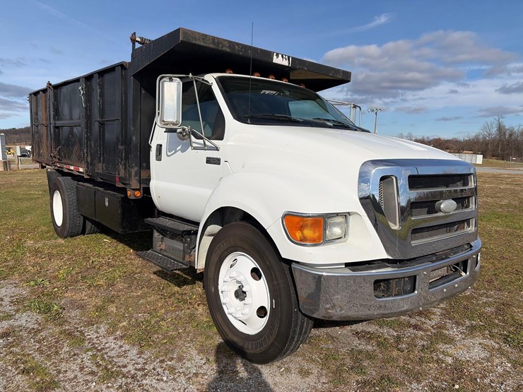 2008-ford-f650-xl-image-3