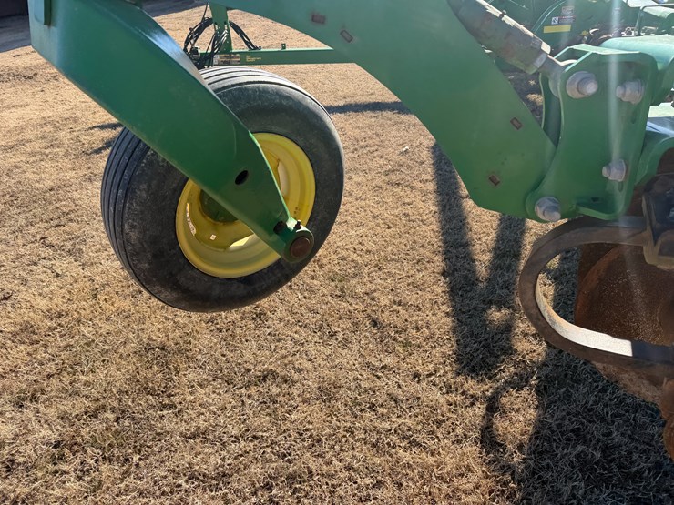 john-deere-2620-image-17