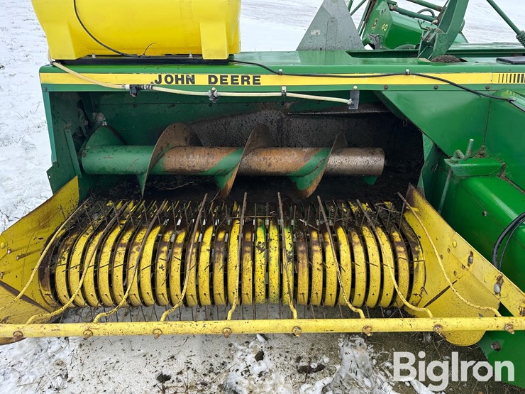 john-deere-338-image-18