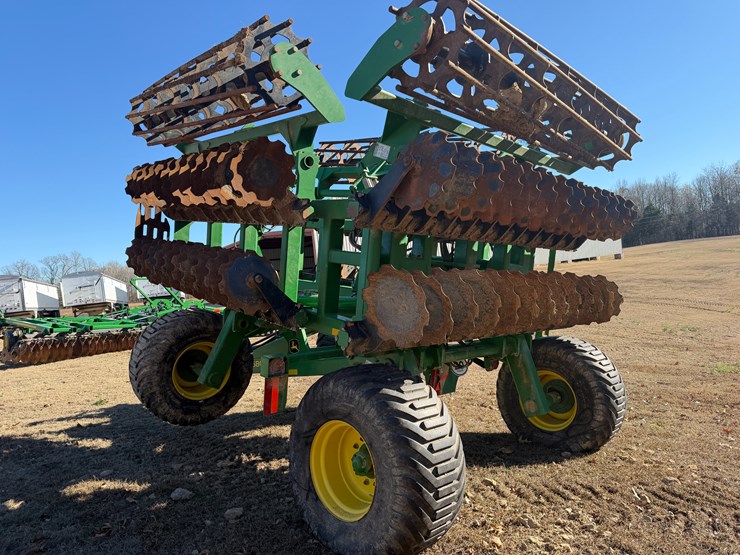 john-deere-30-image-3