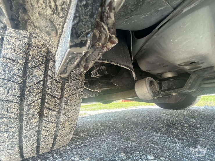 2017-ford-explorer-image-18