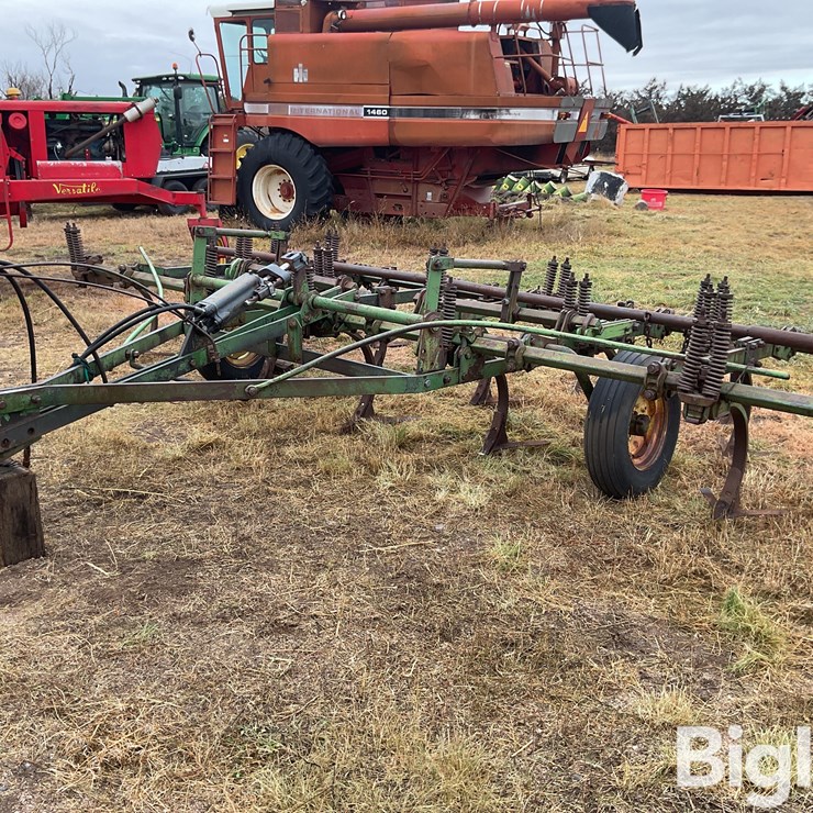 John Deere Field Cultivator