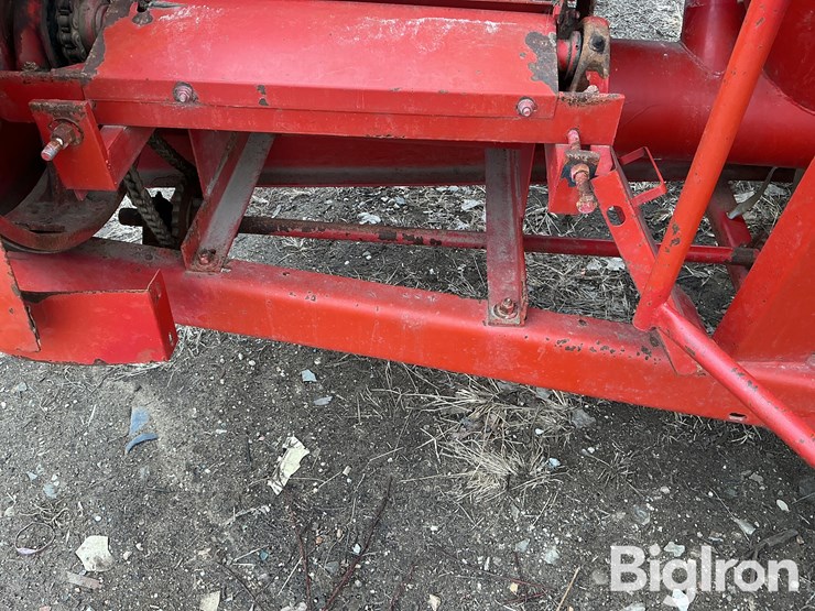 massey-ferguson-1050-image-16