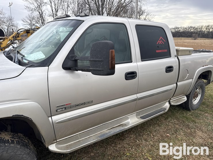 gmc-sierra-2500-image-15