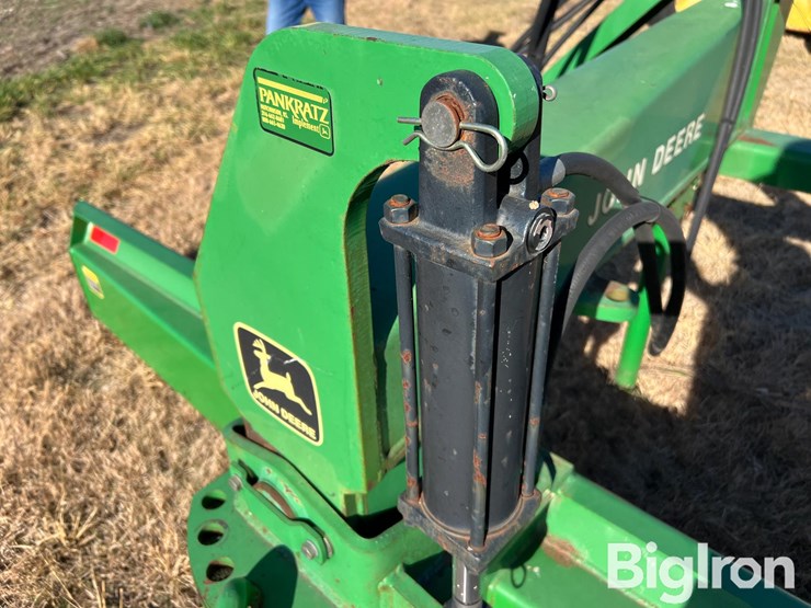 john-deere-155-image-19