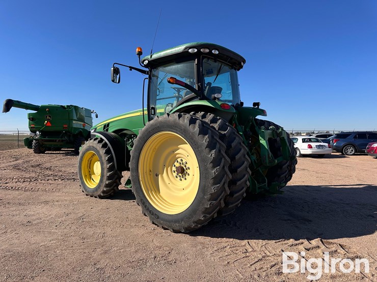 john-deere-8260r-image-7