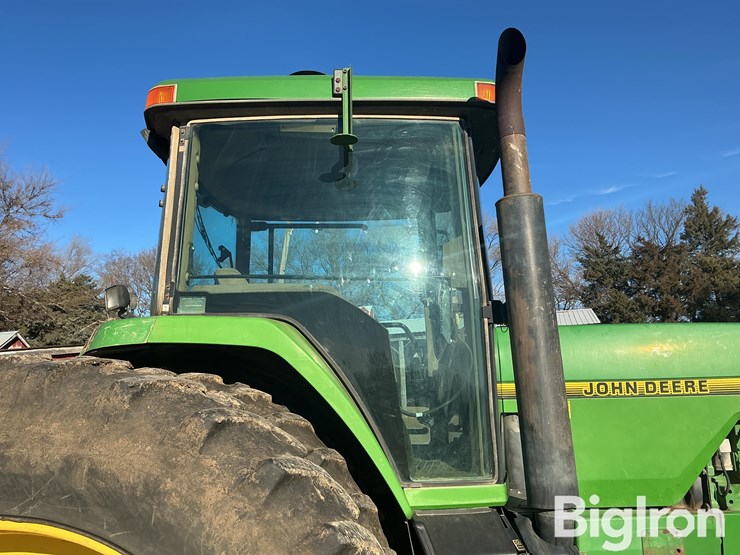 john-deere-8200-image-11