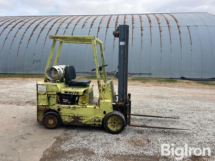 white-ma50-warehouse-forklift-image-4