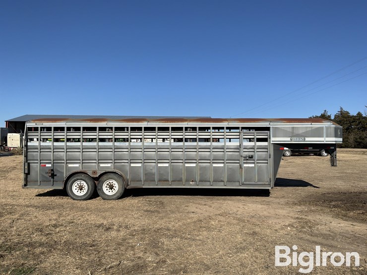 1998-titan-trailer-image-4