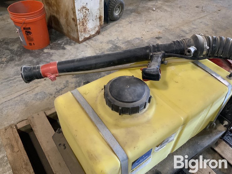2011-big-john-ag-air-atm-450-atv-20-gal-mist-blower-sprayer-image-12