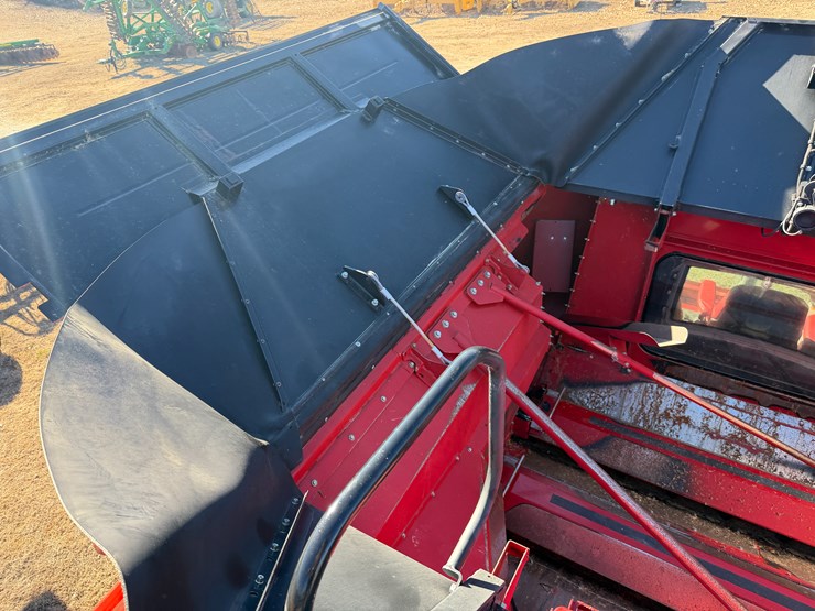 case-ih-8250-image-119