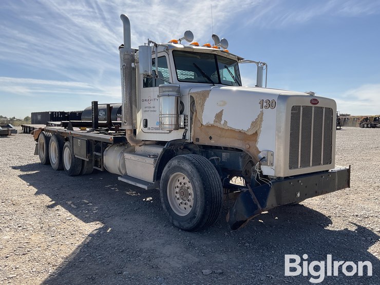 peterbilt-367-image-3