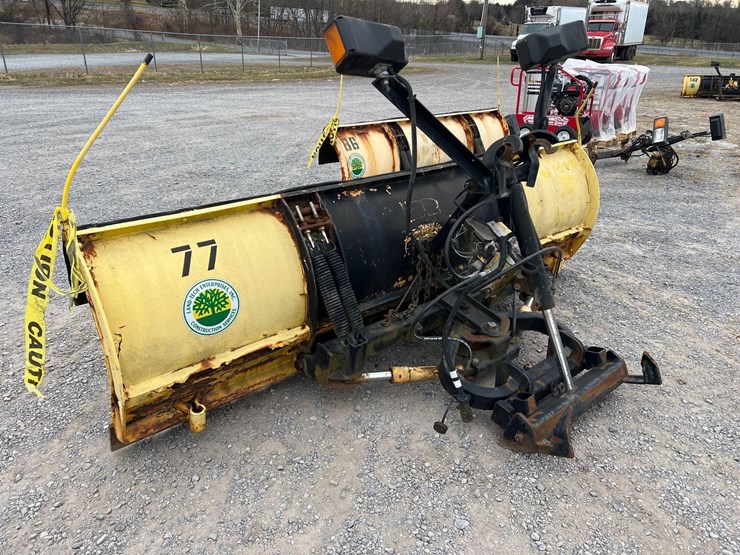 meyer-9'-snow-plow-image-7