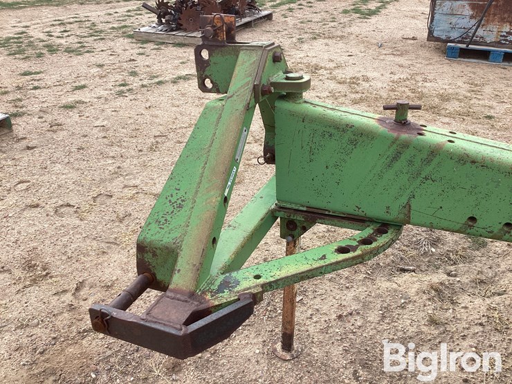 john-deere-8-image-10