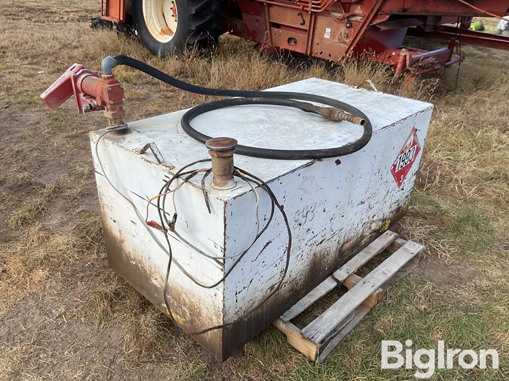 fuel-transfer-tank-w/-12-volt-pump-image-7