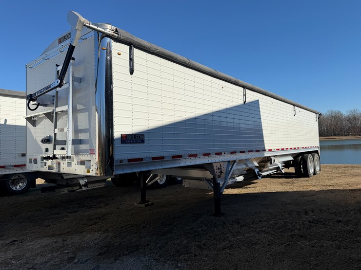 wilson-hopper-bottom-image-1