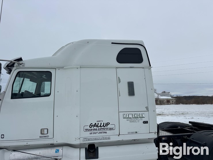 2016-western-star-5700xe-image-11