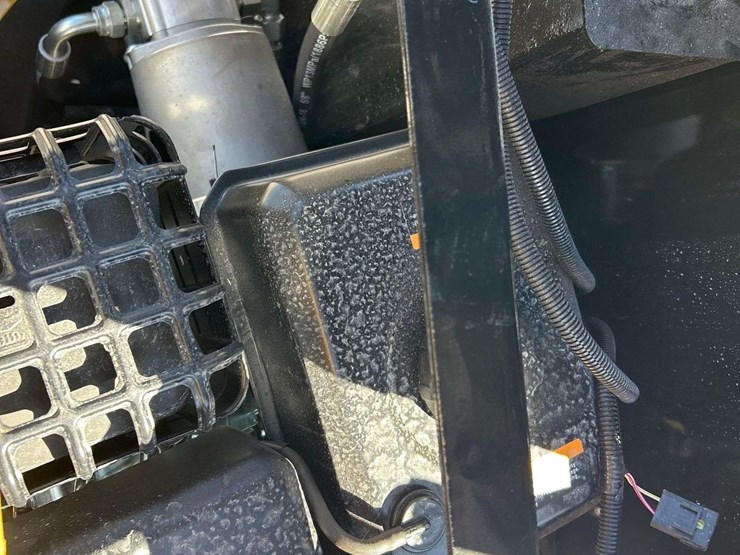 unused-2025-cfg-industrial-qh12r-mini-excavator-image-7