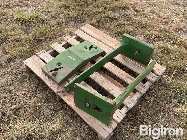 john-deere-10-image-1