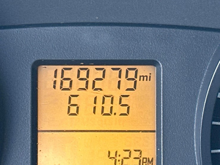 2012-frieghtliner-3500-box-truck-image-18