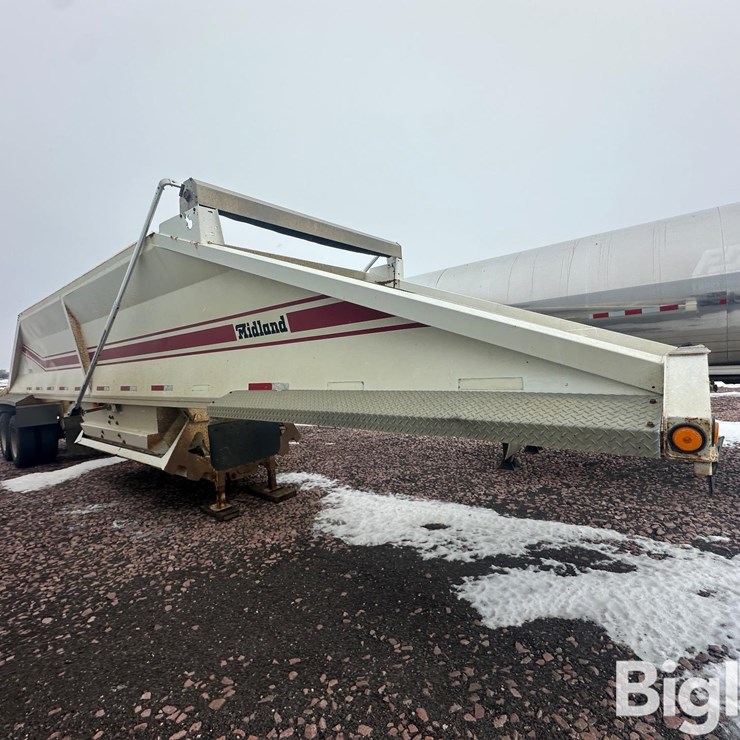 2002 Midland MG40MTC2000 T/A Belly Dump Trailer