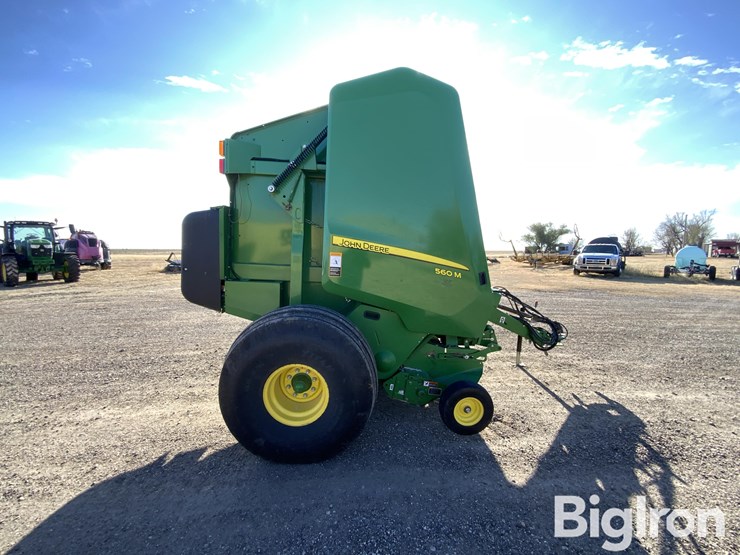 john-deere-560m-image-4