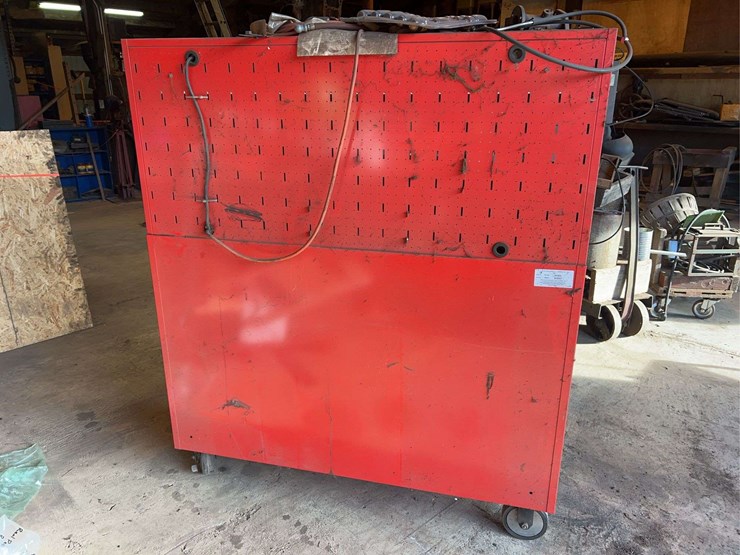 snap-on-toolbox-with-tools-image-3