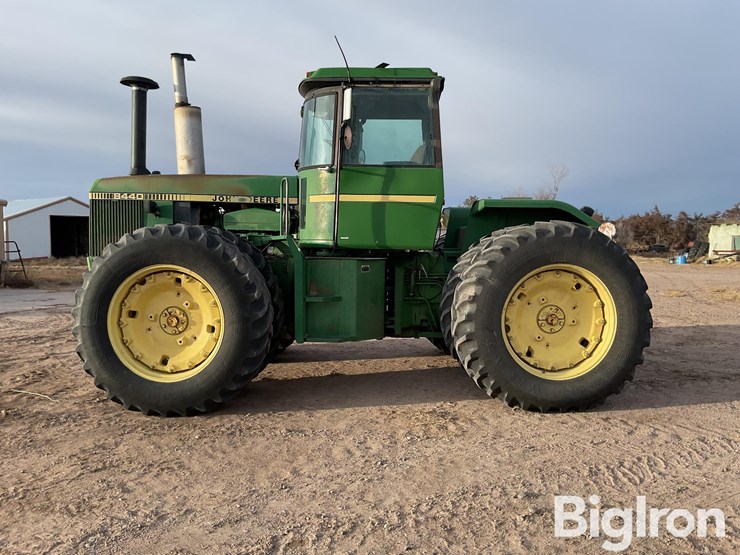 john-deere-8440-image-8
