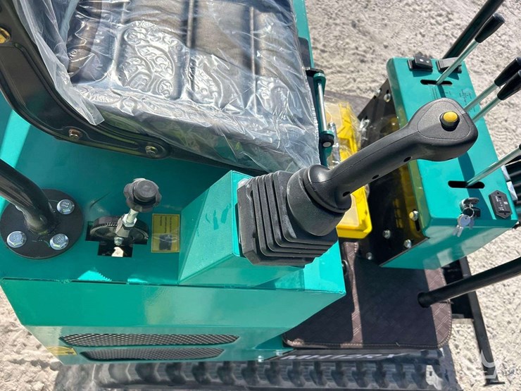 unused-2025-cfg-industrial-mx12rx-mini-excavator-image-11