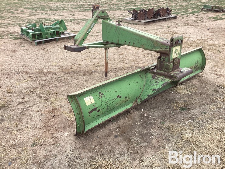 john-deere-8-image-7